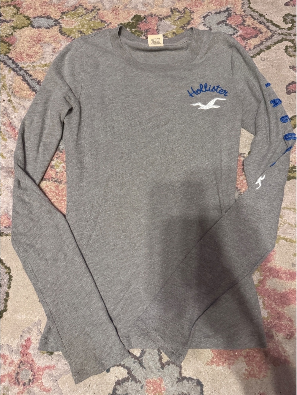 Hollister XS long sleeve gray cotton shirt